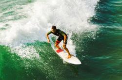 综合格斗赛场焦点！日本队对阵瑞士队，压哨绝杀，引爆全场观众欢呼